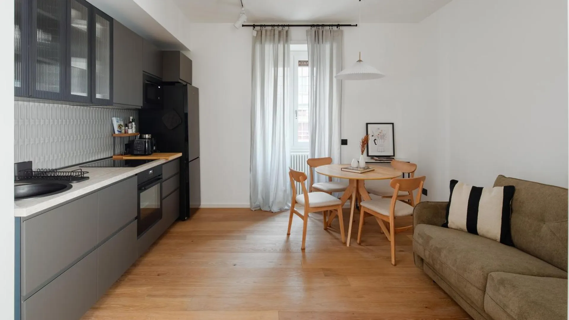 Apart Otel Cereate Suites Roma