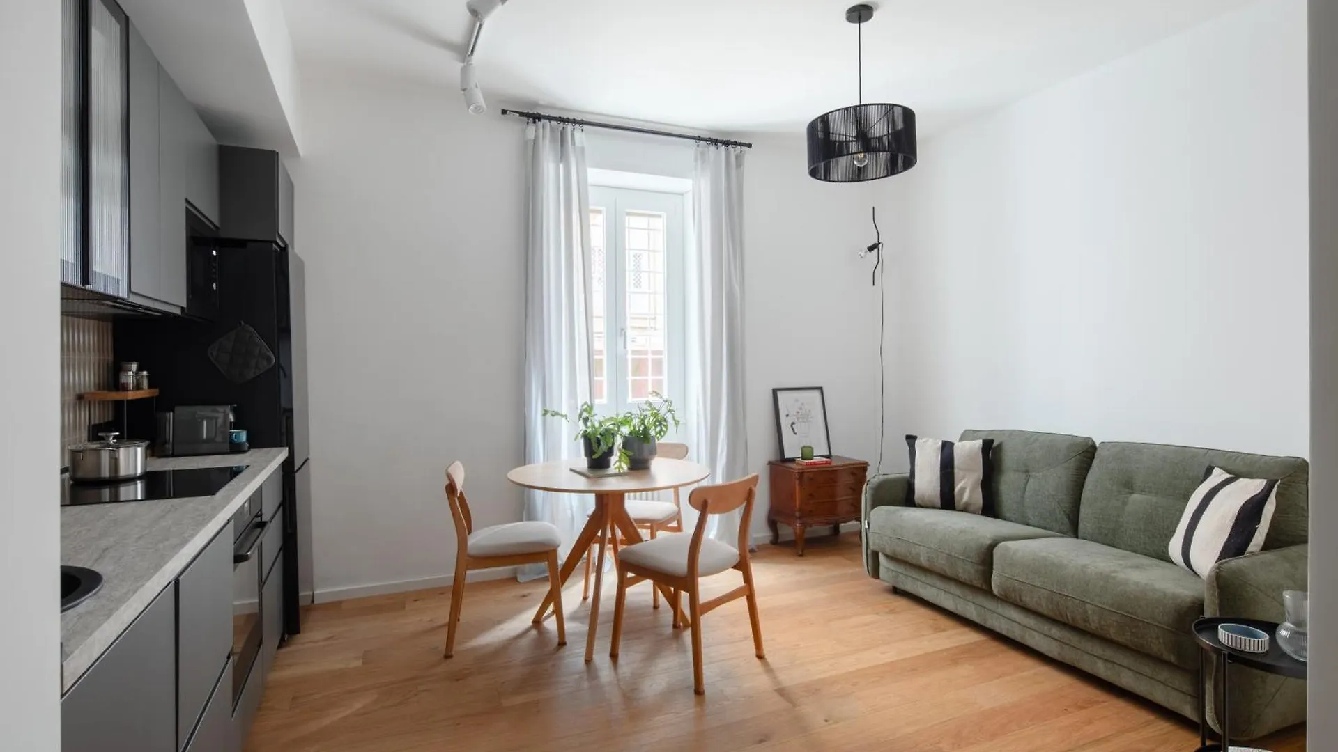 Apart Otel Cereate Suites Roma